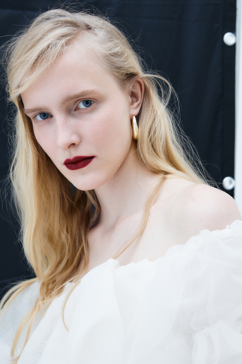 Серьги-кольца объемные - цвет серый - 2