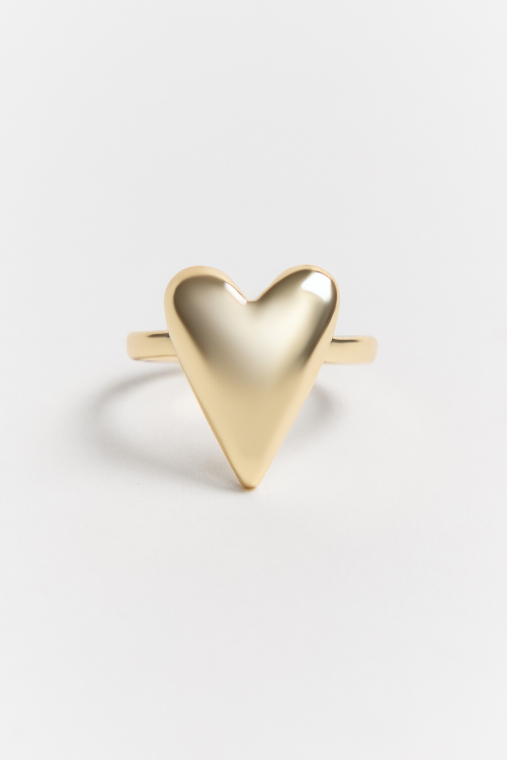 Кольцо гладкое с сердечком - цвет желтый - 3