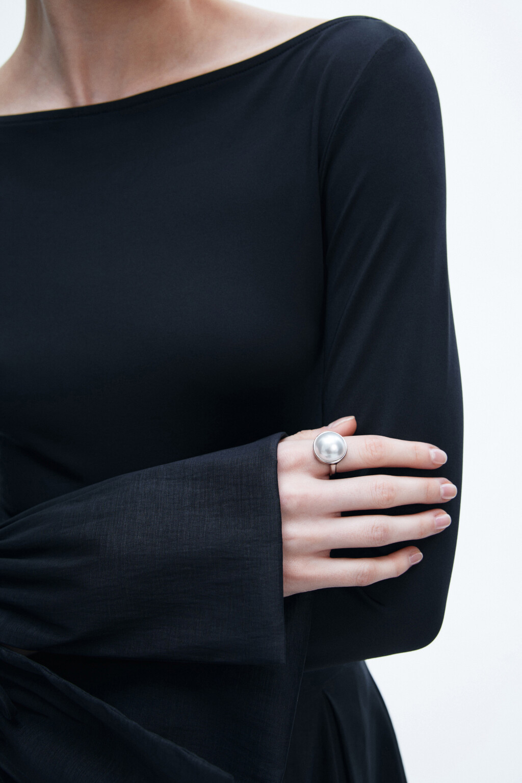 Кольцо с жемчужной вставкой - цвет серый - 2