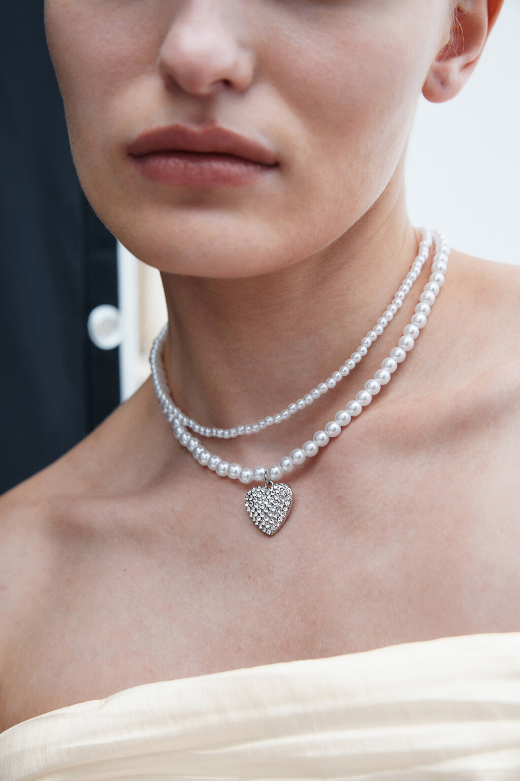 Ожерелье двуслойное с подвеской - цвет серый - 1