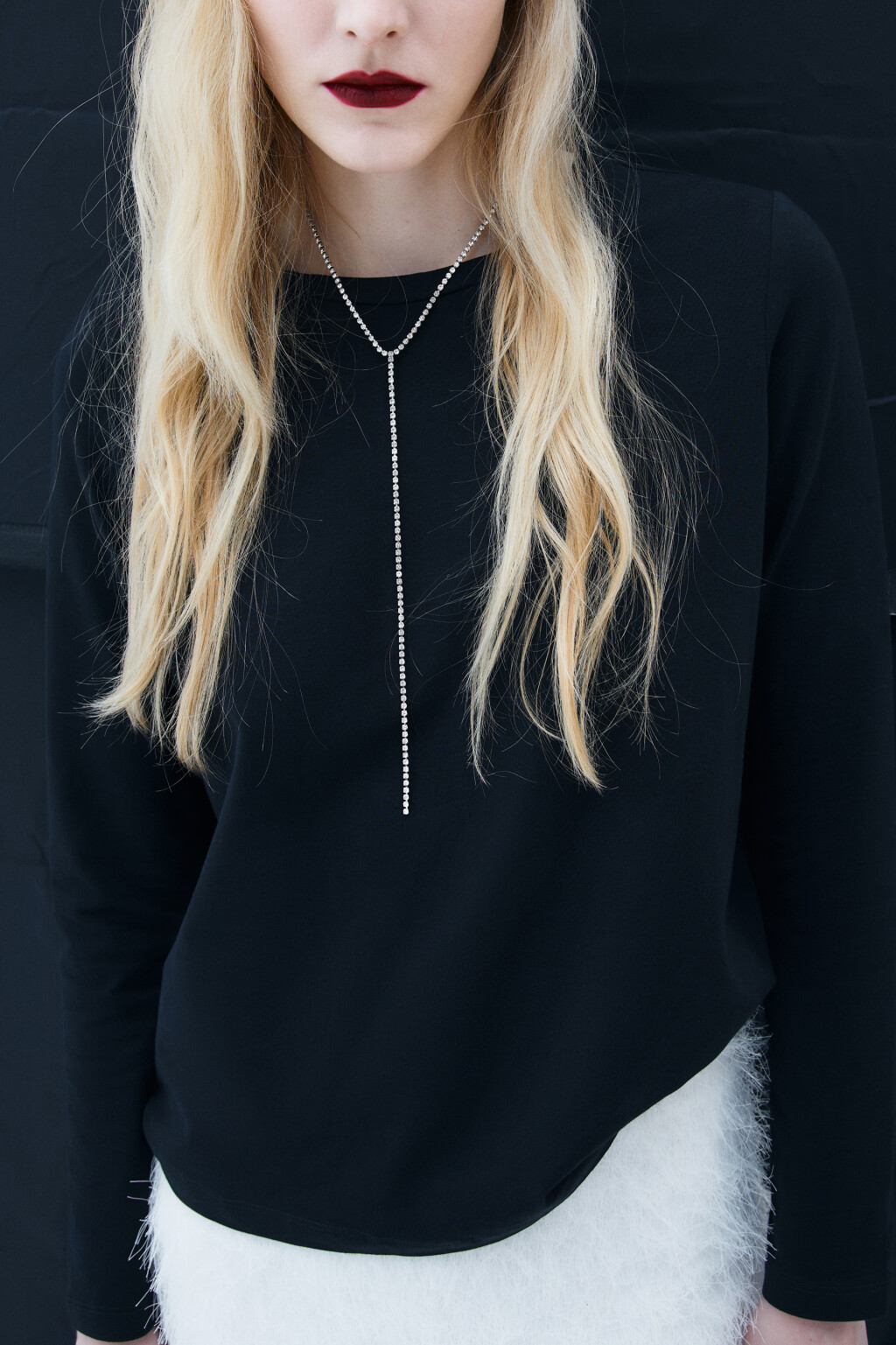 Цепочка на шею со стразами - цвет серый - 1