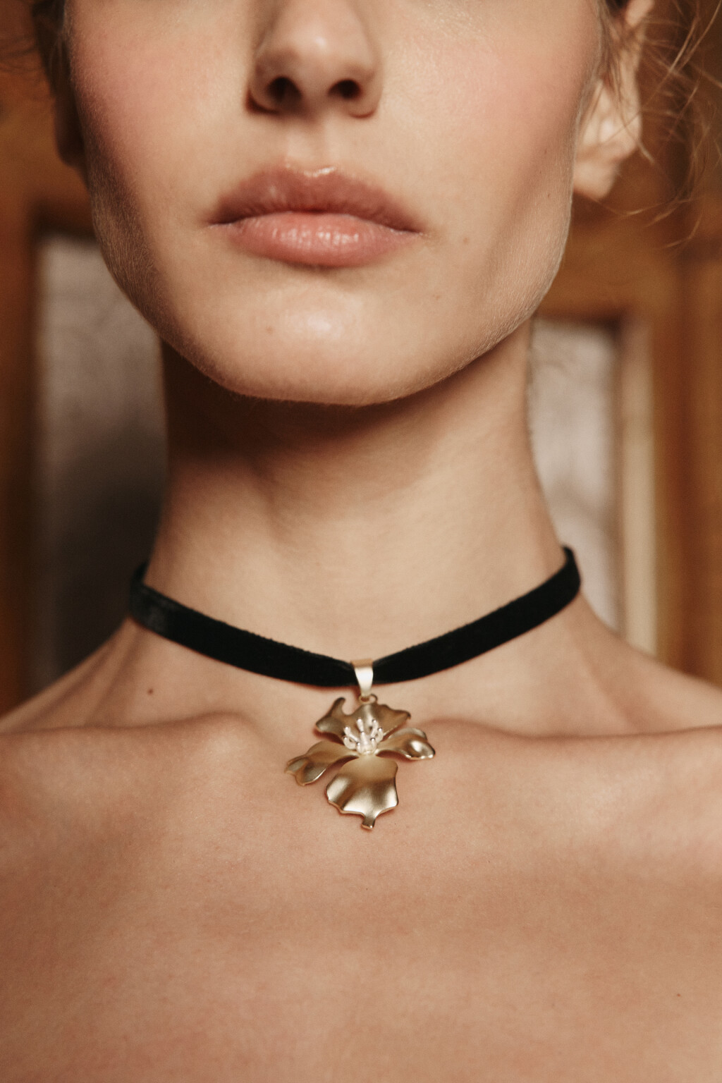 Колье-чокер с подвеской - цвет серый - 1