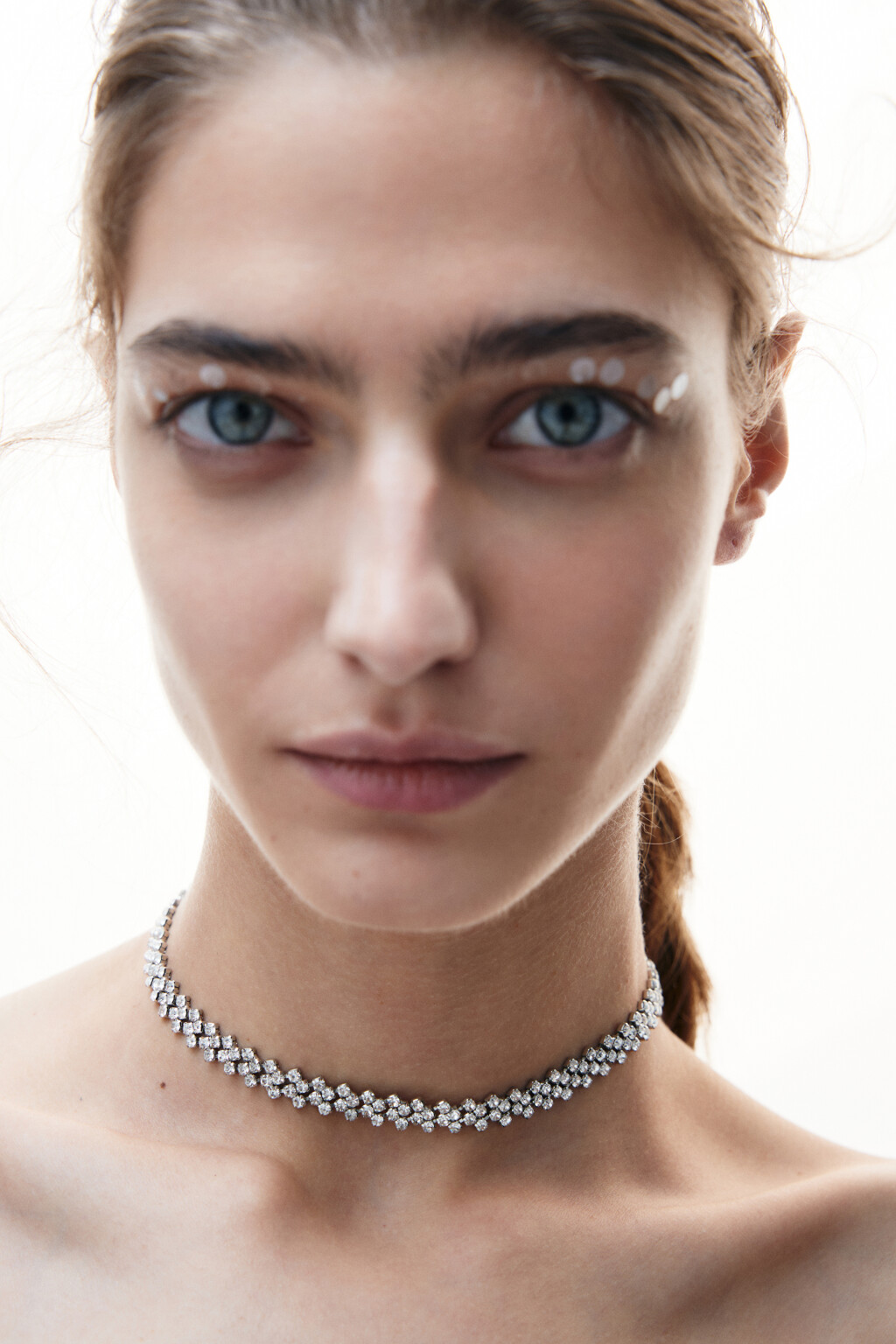 Колье-цепочка со стразами - цвет серый - 1