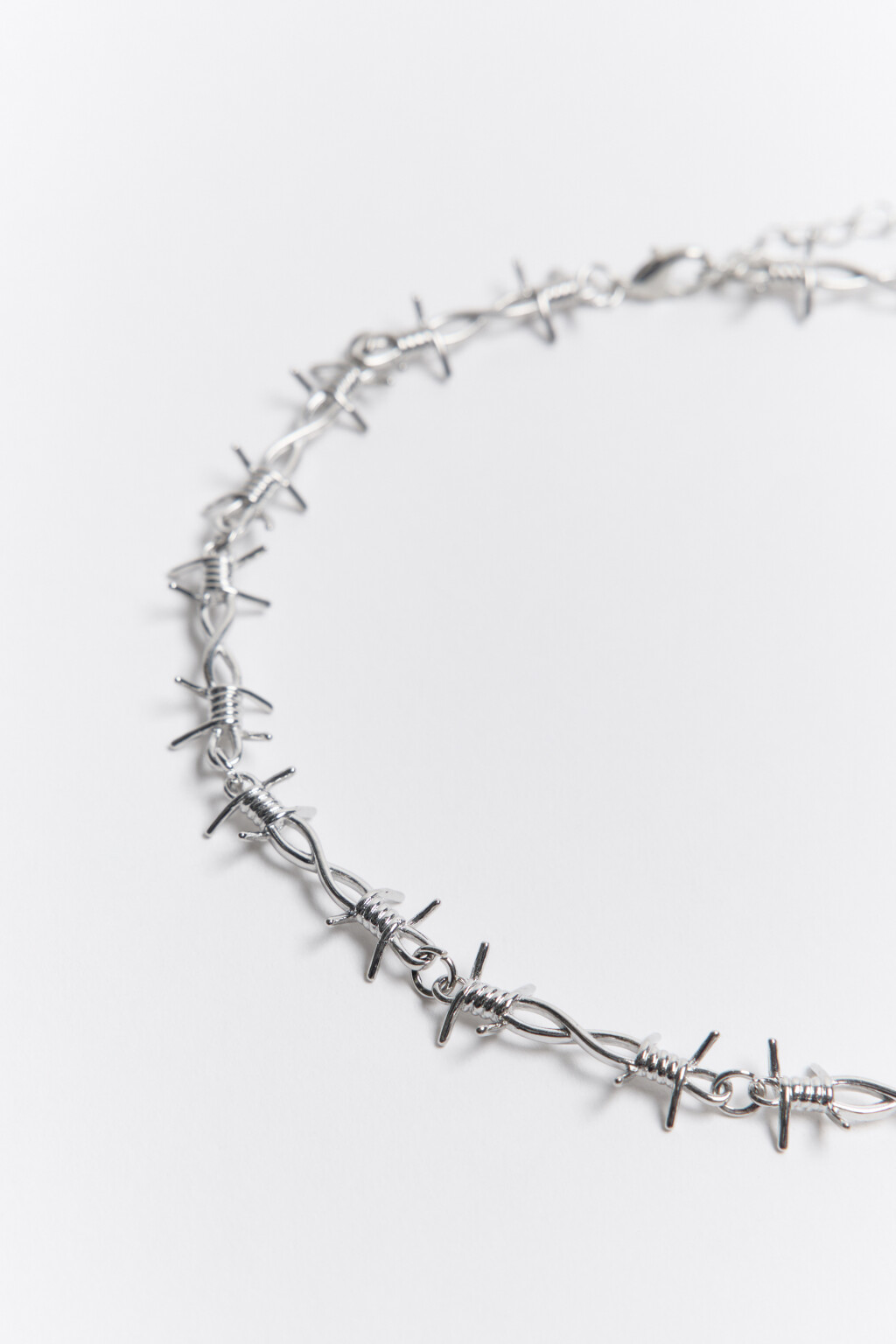 Цепочка в виде колючей проволоки - цвет серый - 2