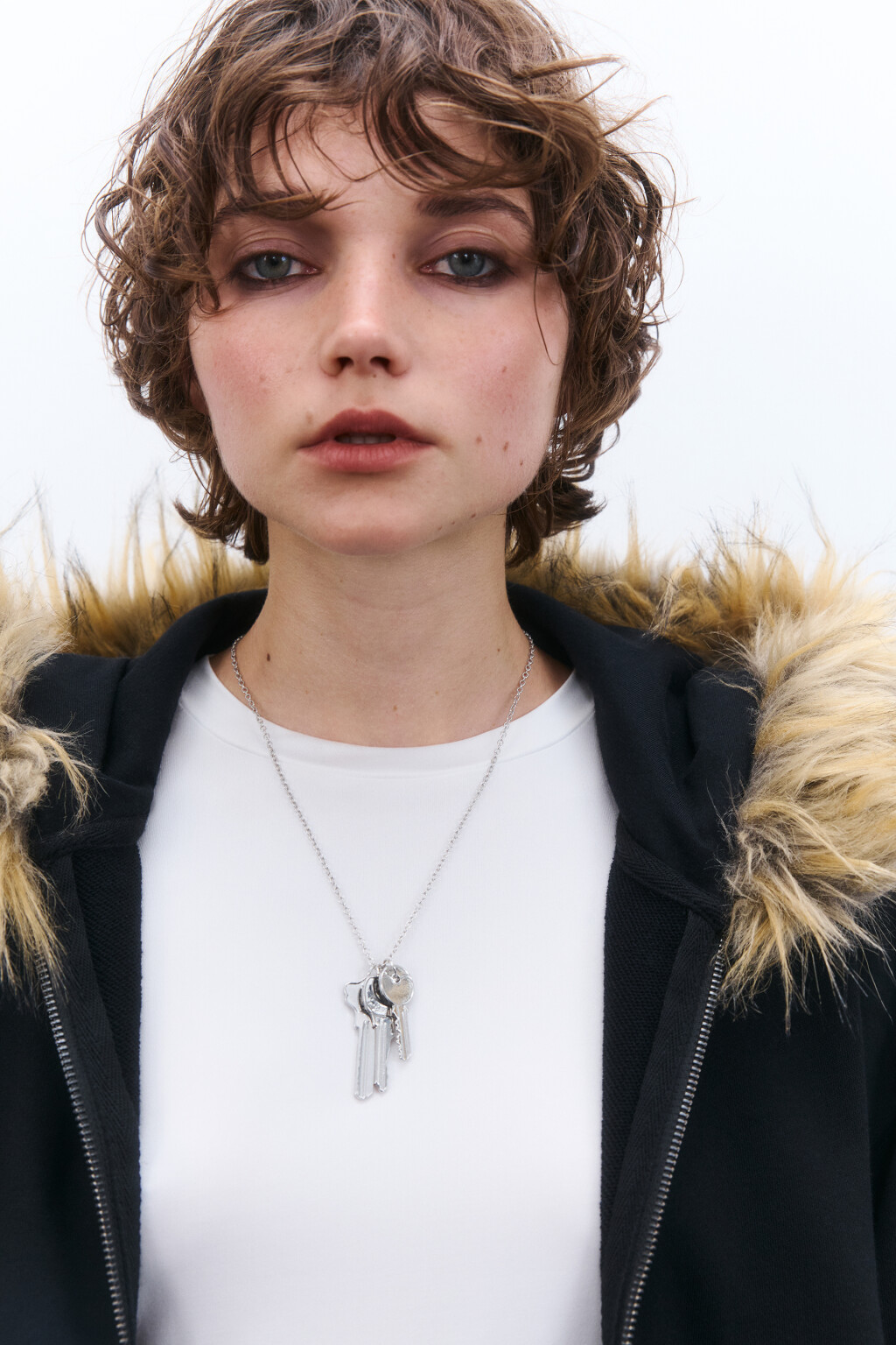 Цепочка с подвесками-ключами - цвет серый - 1