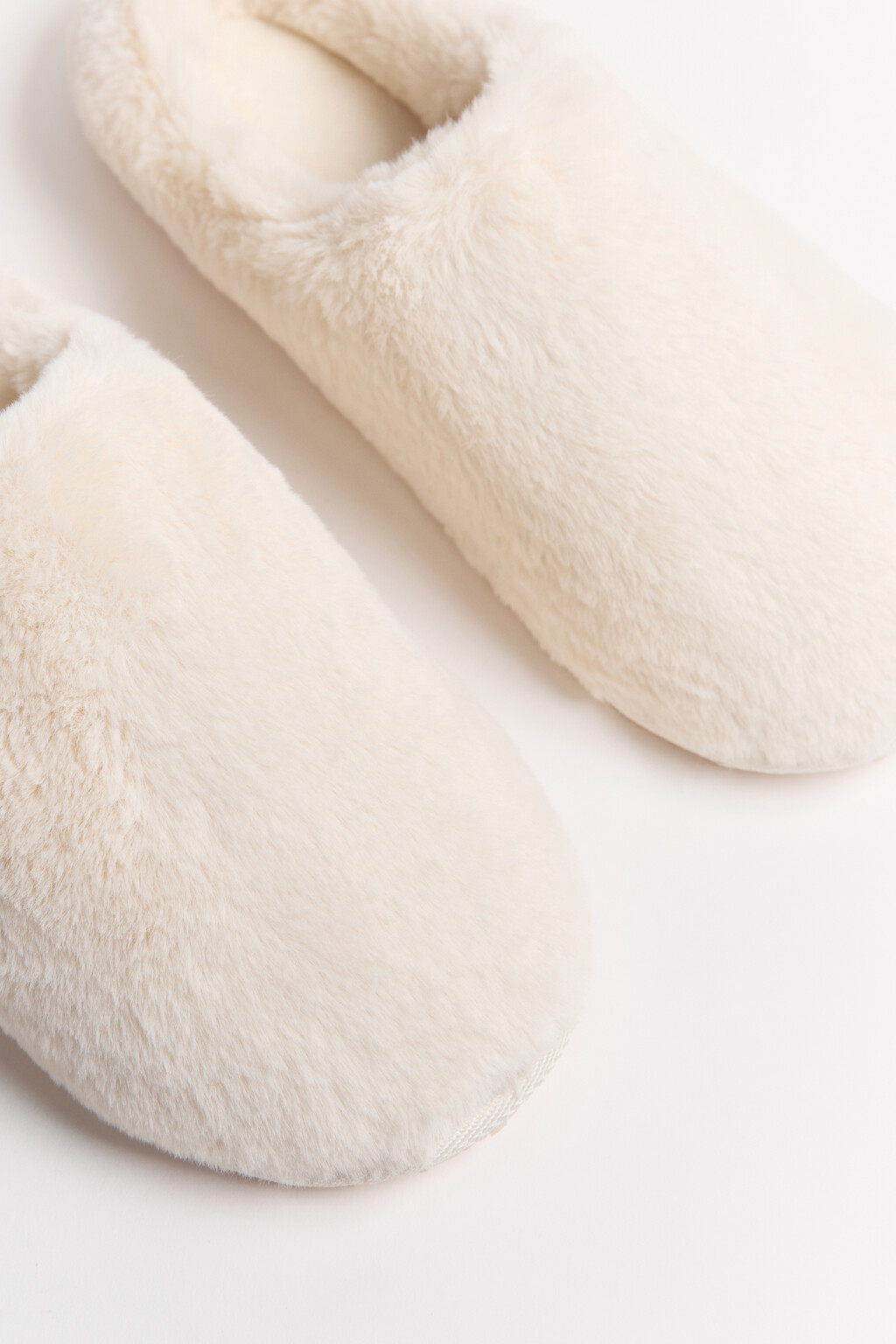 Тапочки домашние меховые - цвет молочный - 1