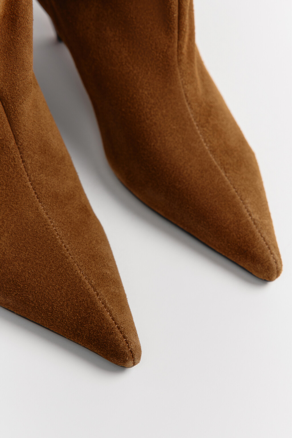 Полусапоги из замши с бахромой - цвет бежевый - 9