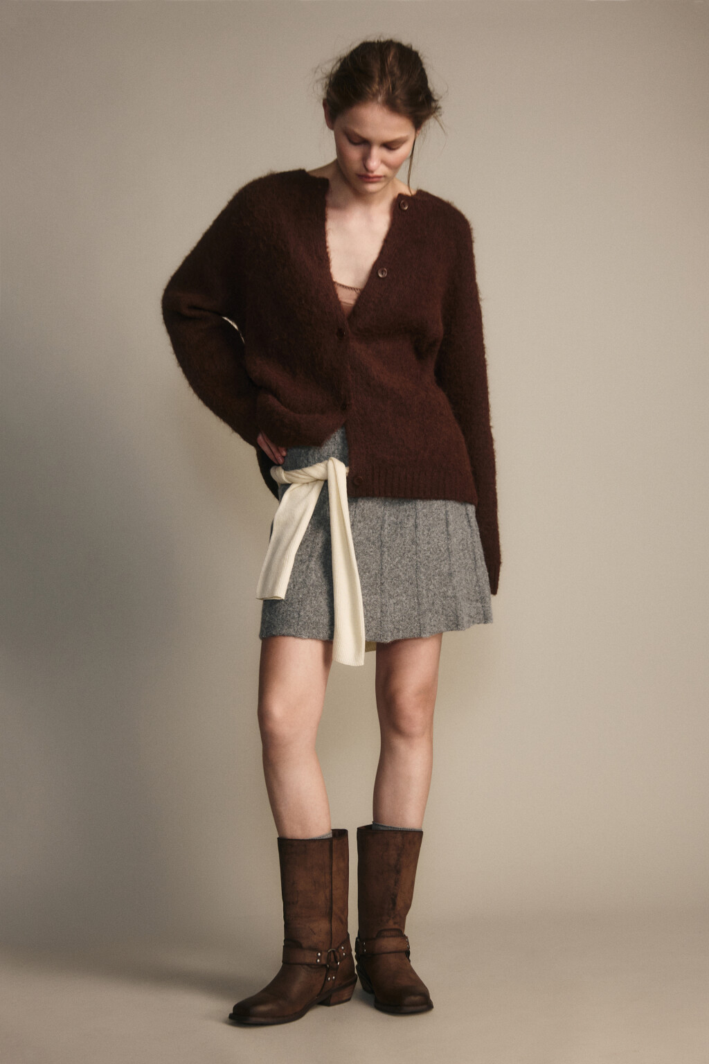 Сапоги-чопперы на скошенном каблуке - цвет коричневый - 12