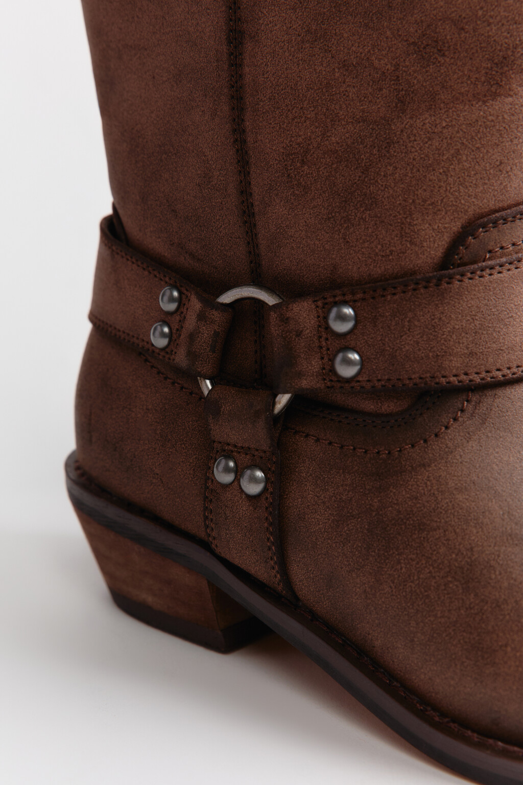 Сапоги-чопперы на скошенном каблуке - цвет коричневый - 8