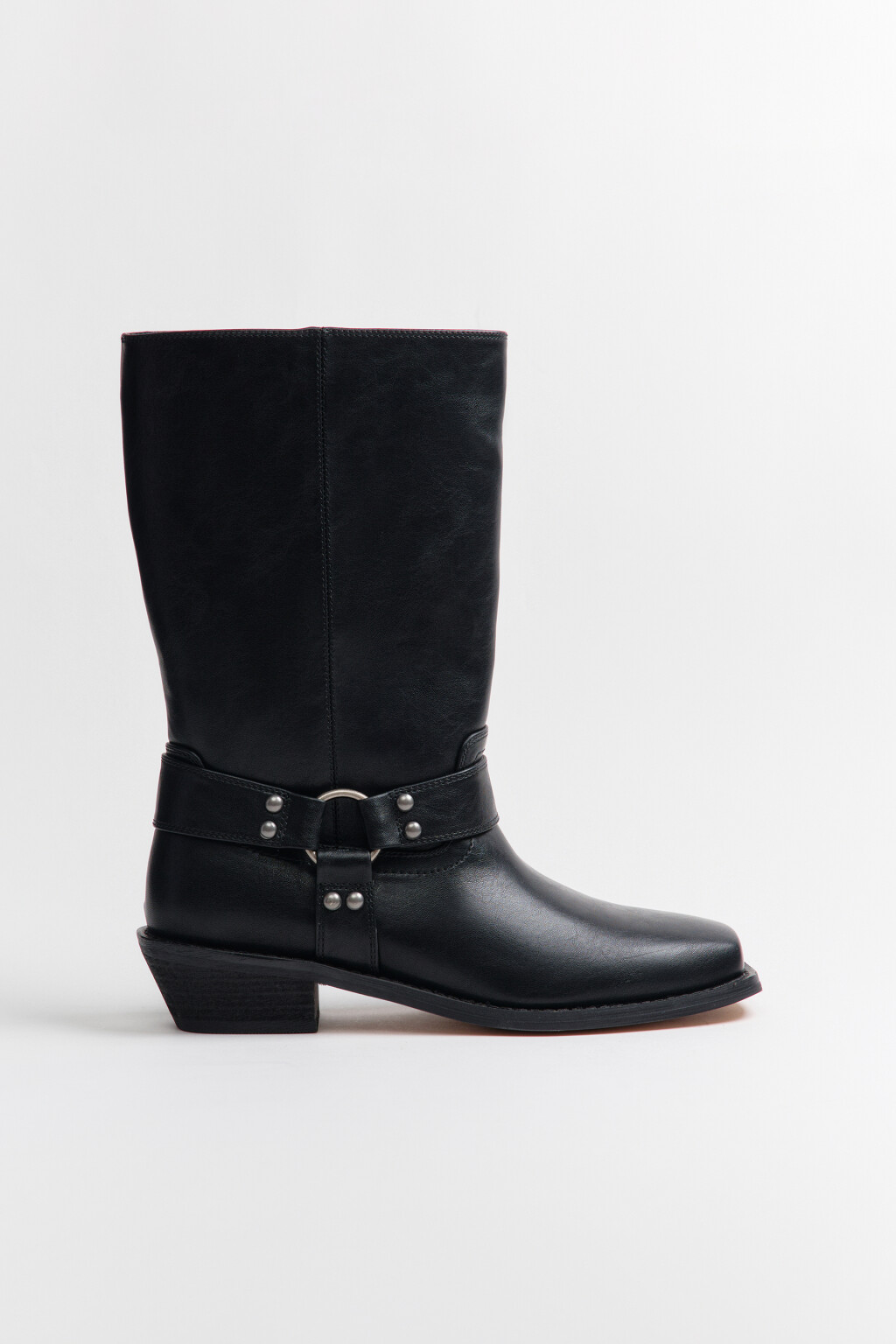 Сапоги-чопперы на скошенном каблуке - цвет черный - 3