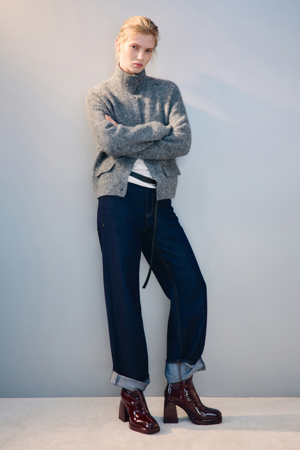 Ботильоны лаковые на массивном каблуке - цвет бордовый - 3