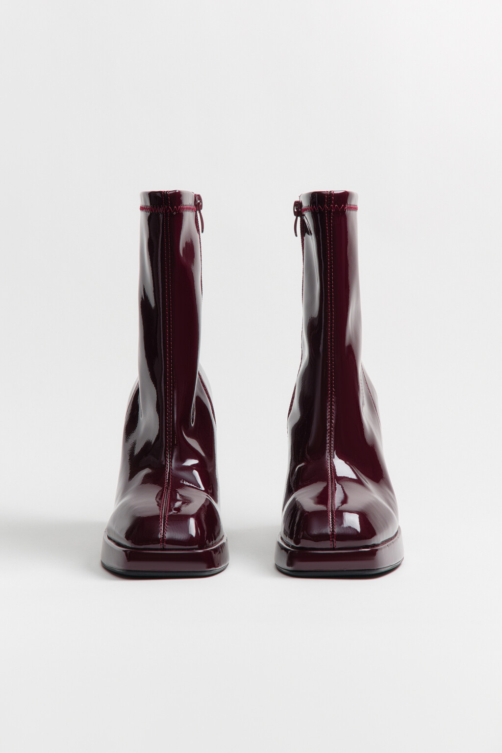 Ботильоны лаковые на массивном каблуке - цвет бордовый - 8