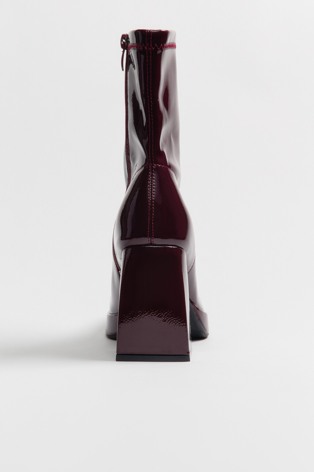 Ботильоны лаковые на массивном каблуке - цвет бордовый - 10