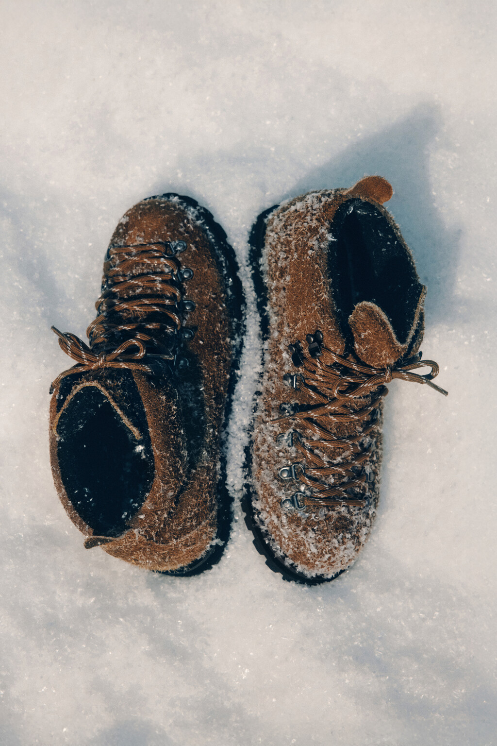 Ботинки замшевые с ворсистой фактурой - цвет коричневый - 1