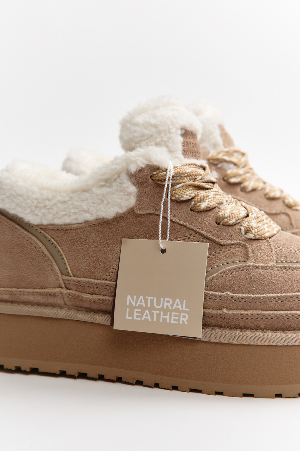 Ботинки замшевые с меховой отделкой - цвет коричневый - 10