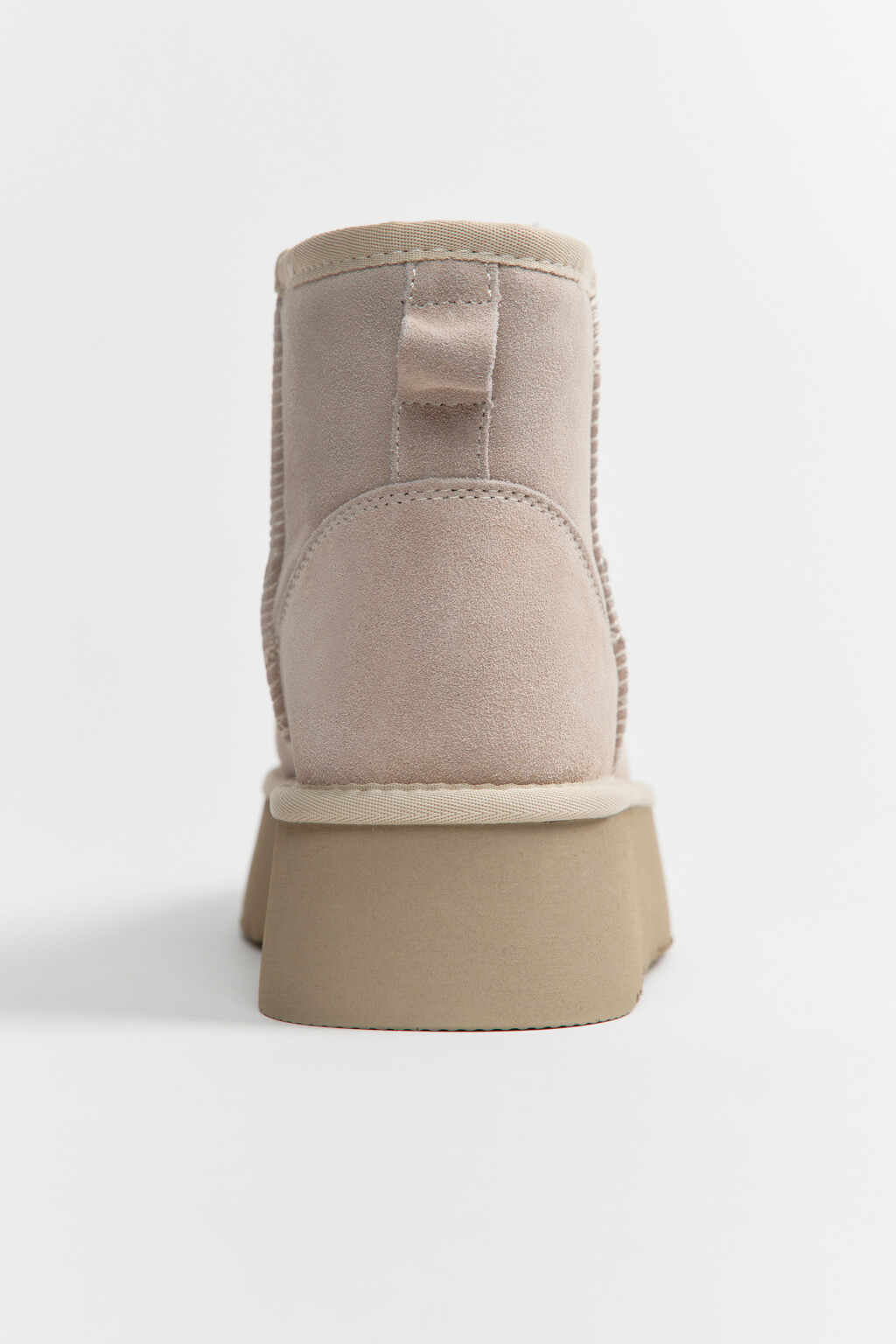 Ботинки-угги из натуральной замши - цвет серый - 8