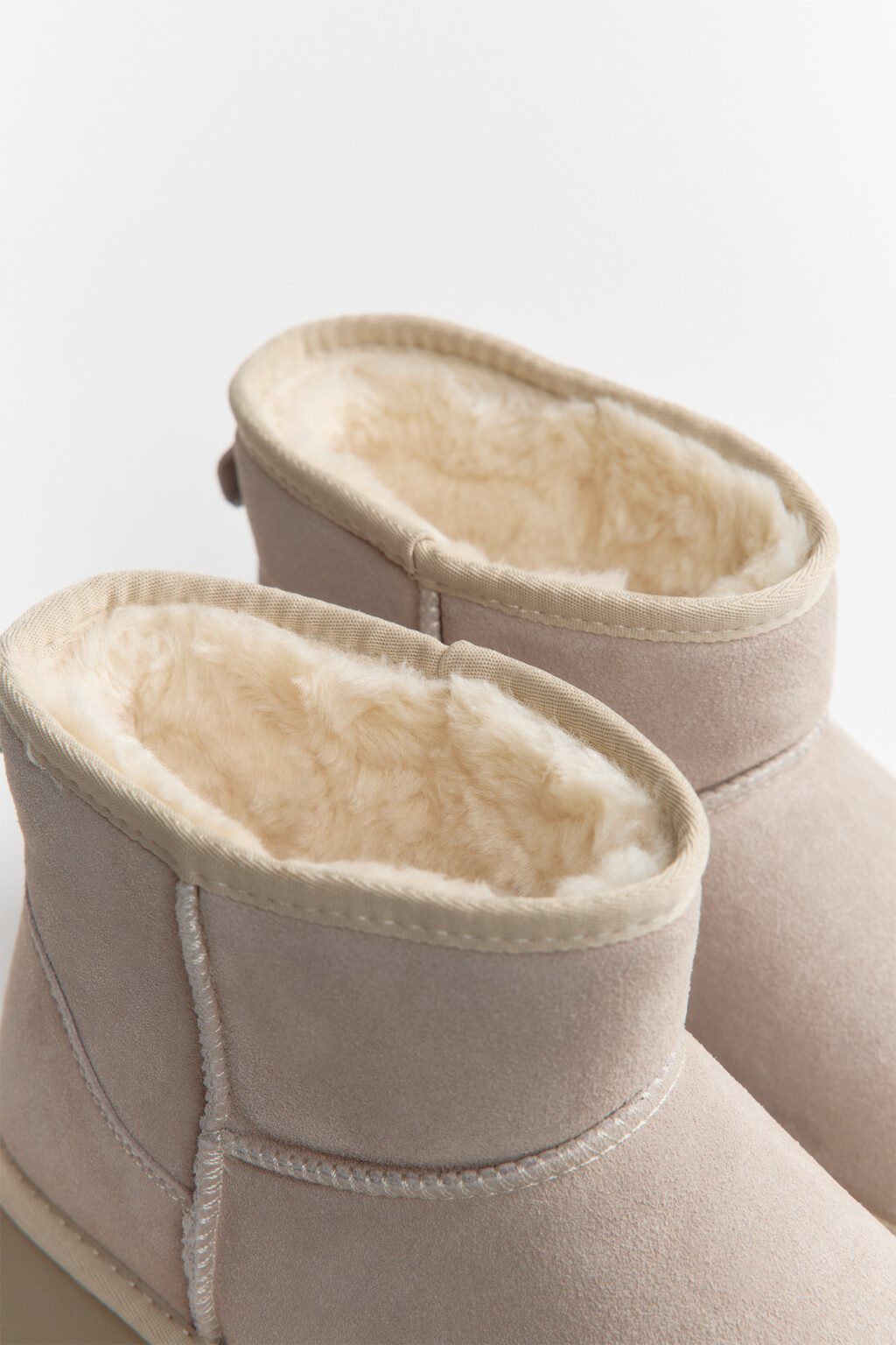 Ботинки-угги из натуральной замши - цвет серый - 11