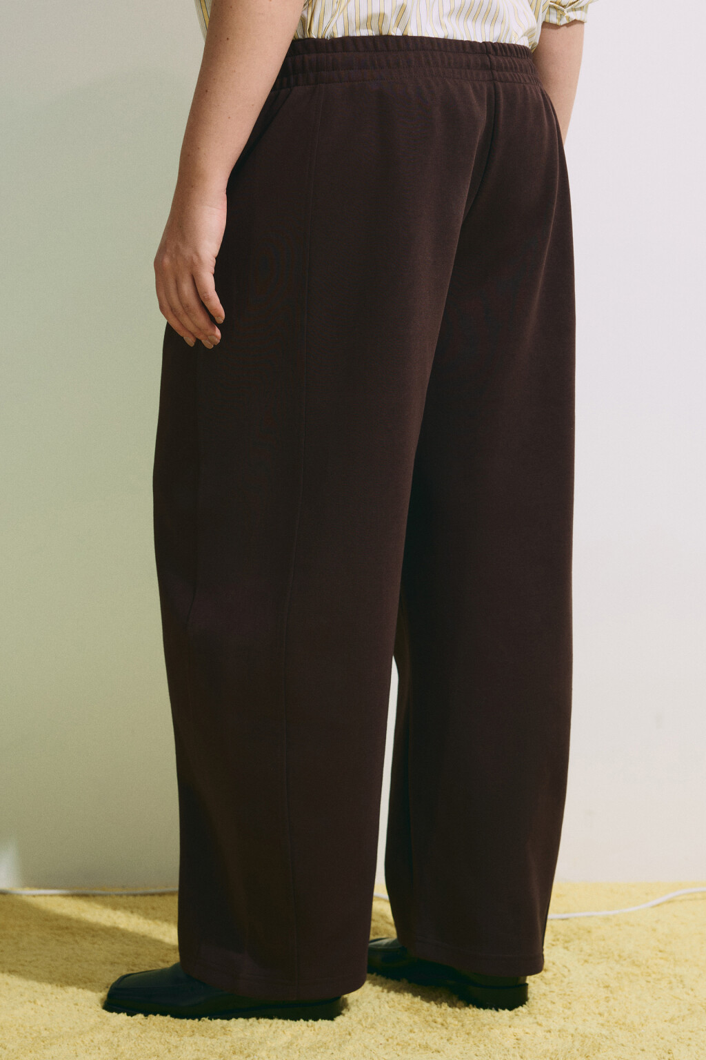Брюки широкие на завязках - цвет коричневый - 4