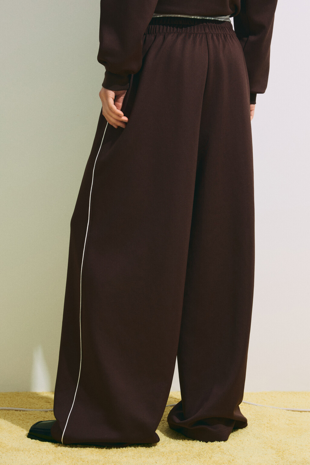 Брюки straight fit с кружевным поясом - цвет коричневый - 5
