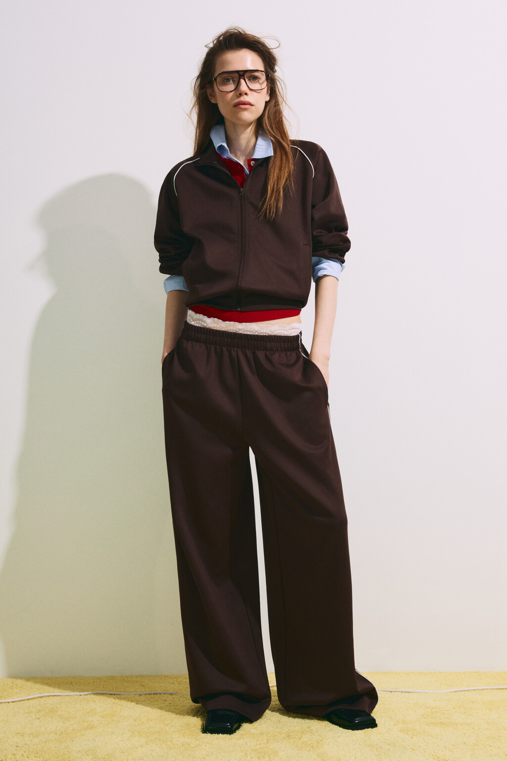 Брюки straight fit с кружевным поясом - цвет коричневый - 6