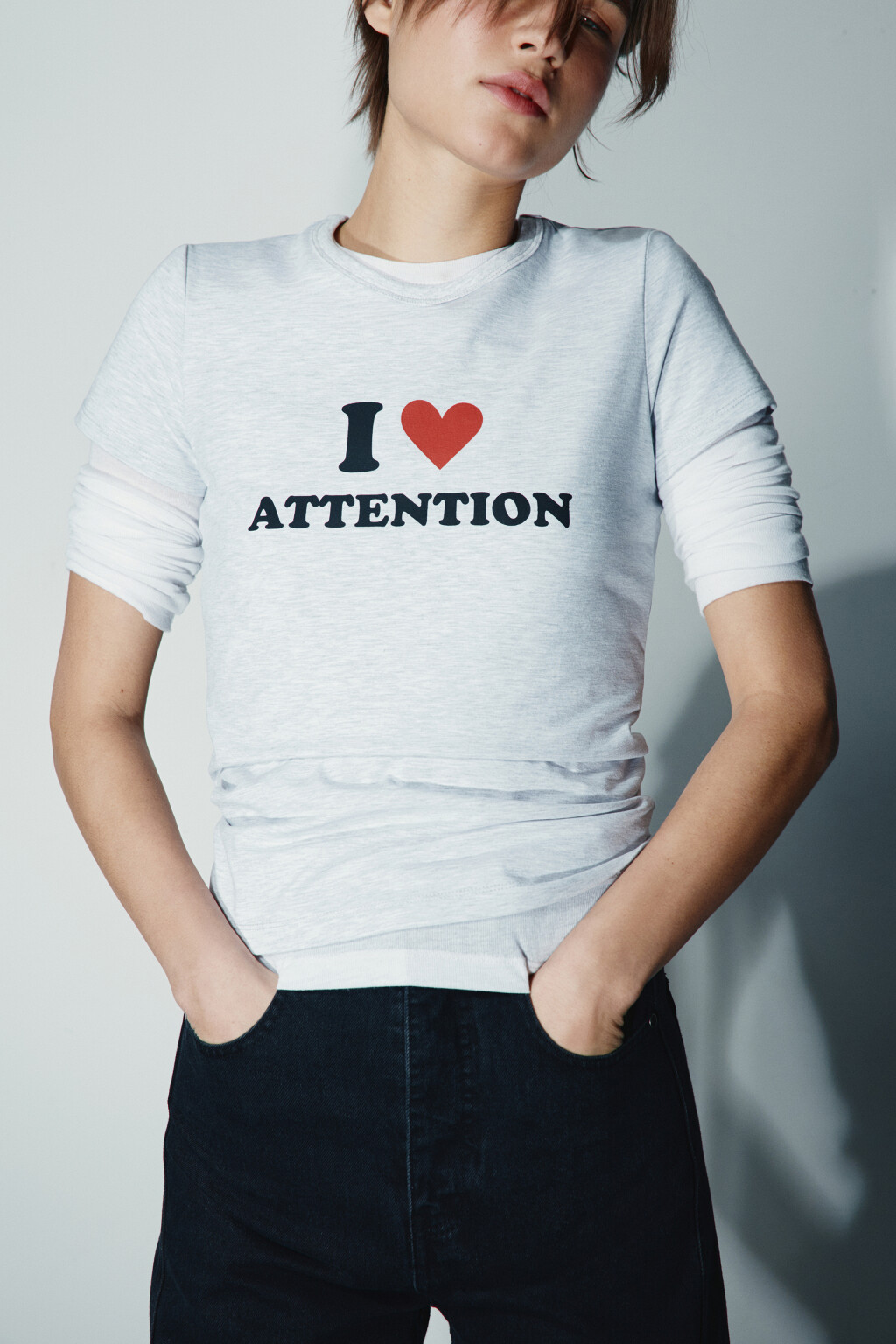 Футболка приталенная с надписью - цвет серый - 1