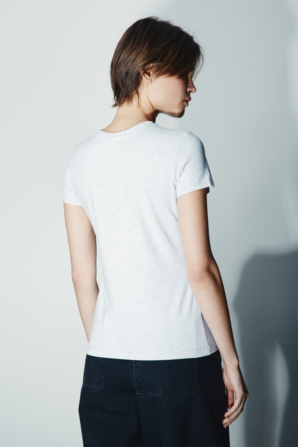 Футболка приталенная с надписью - цвет серый - 3