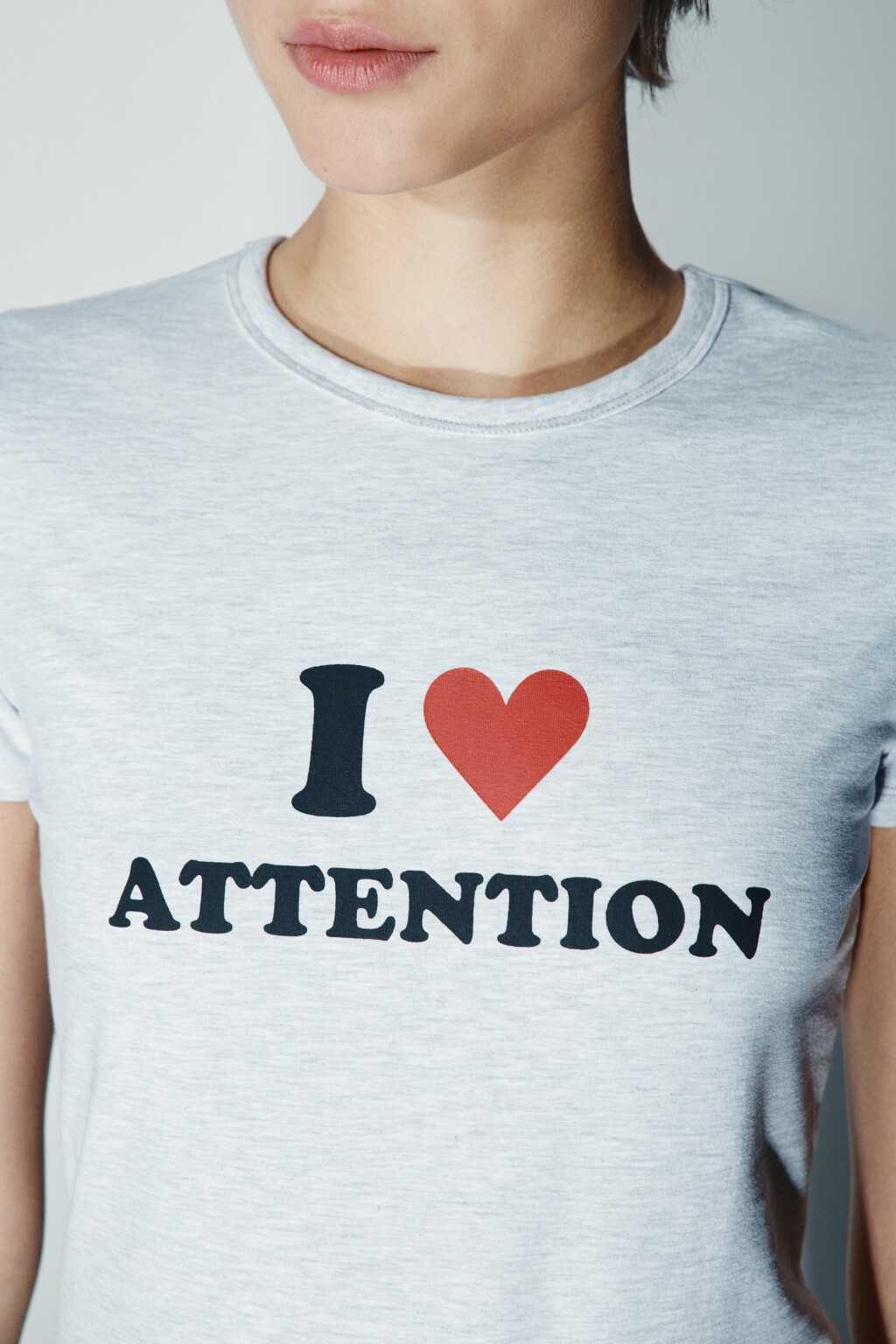 Футболка приталенная с надписью - цвет серый - 5