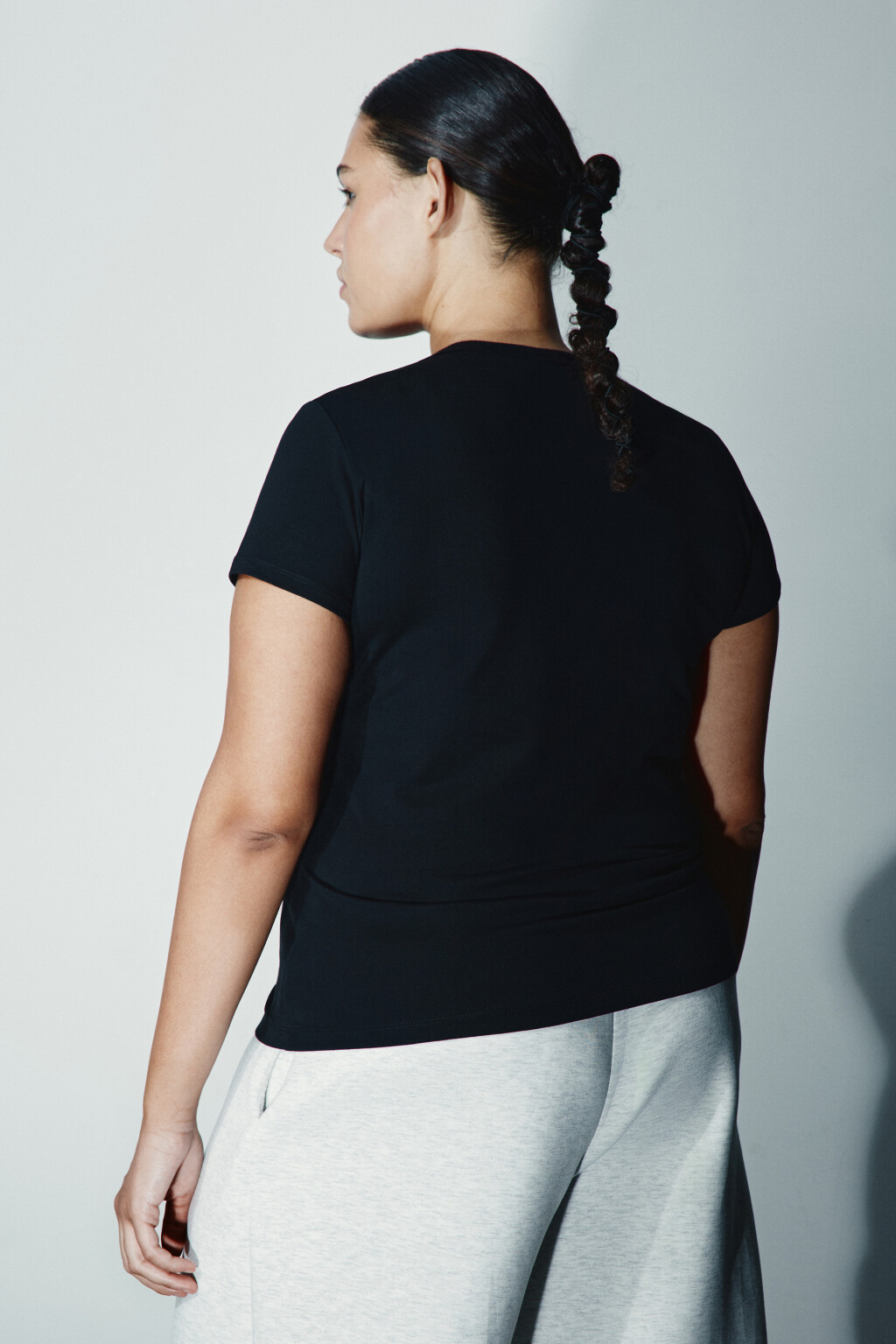 Футболка приталенная с надписью - цвет черный - 3