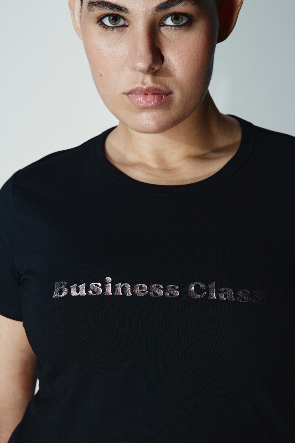 Футболка приталенная с надписью - цвет черный - 5