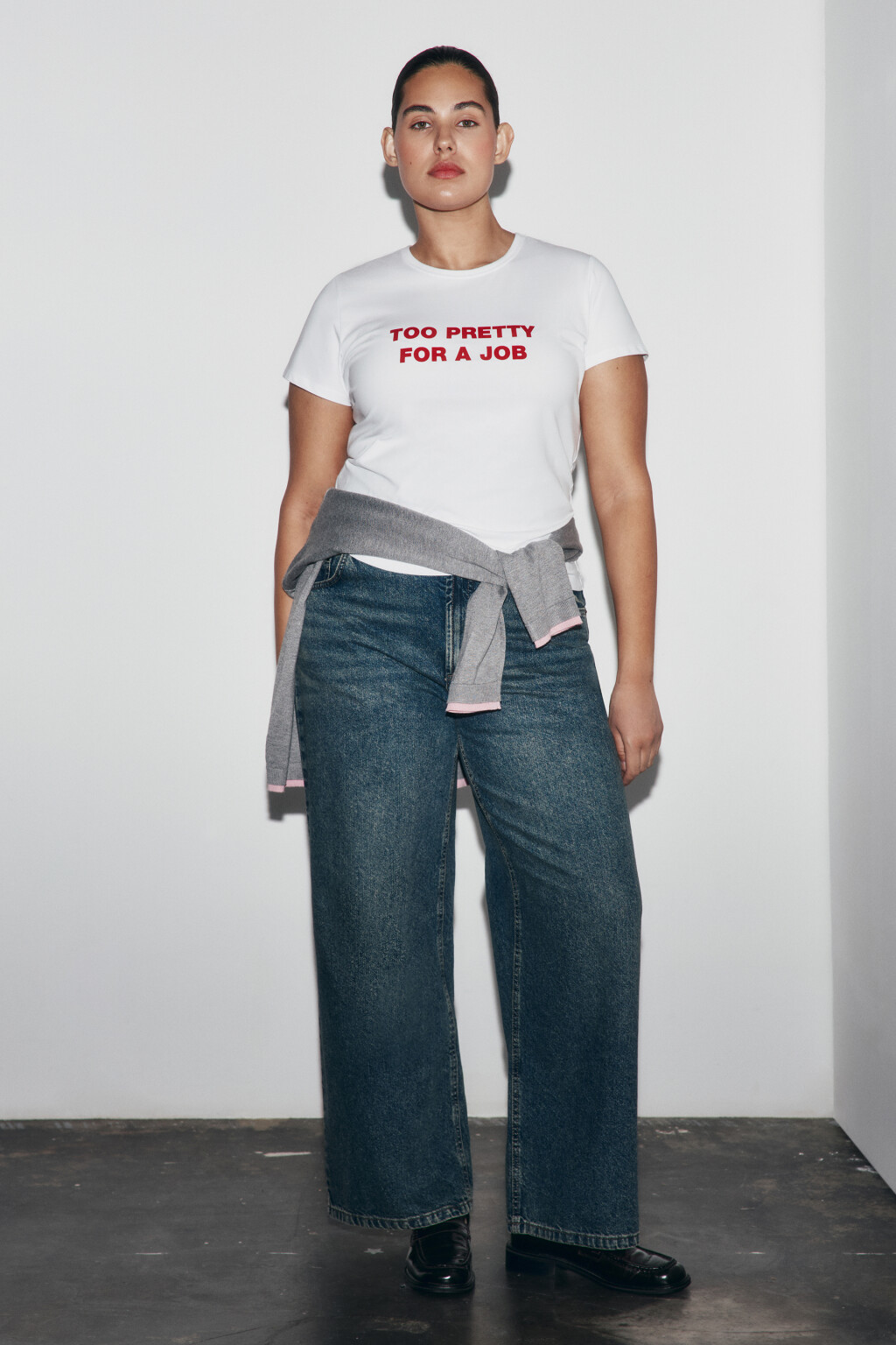 Футболка приталенная с надписью - цвет белый - 5