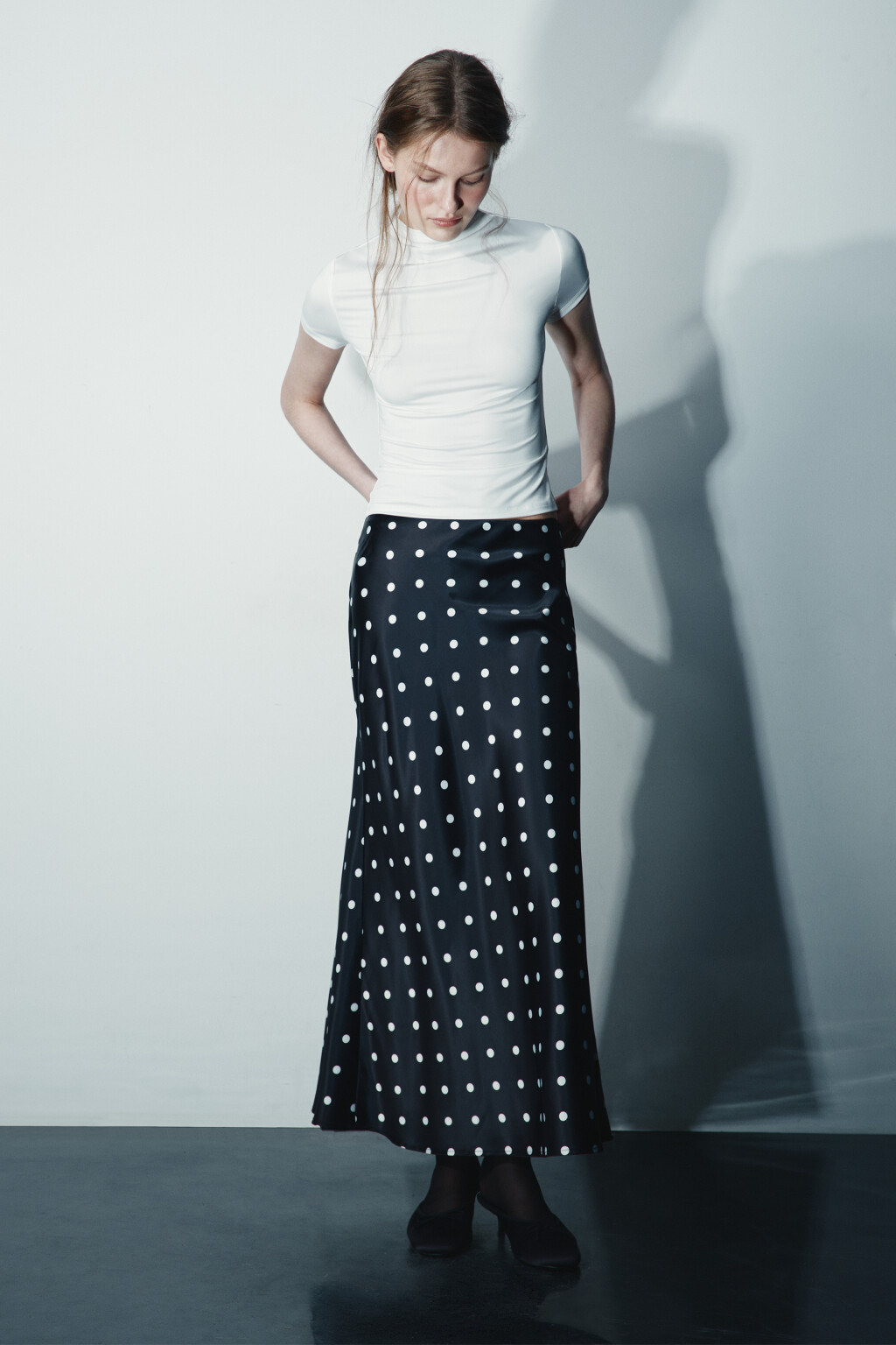 Футболка-топ с воротником стойкой - цвет молочный - 4