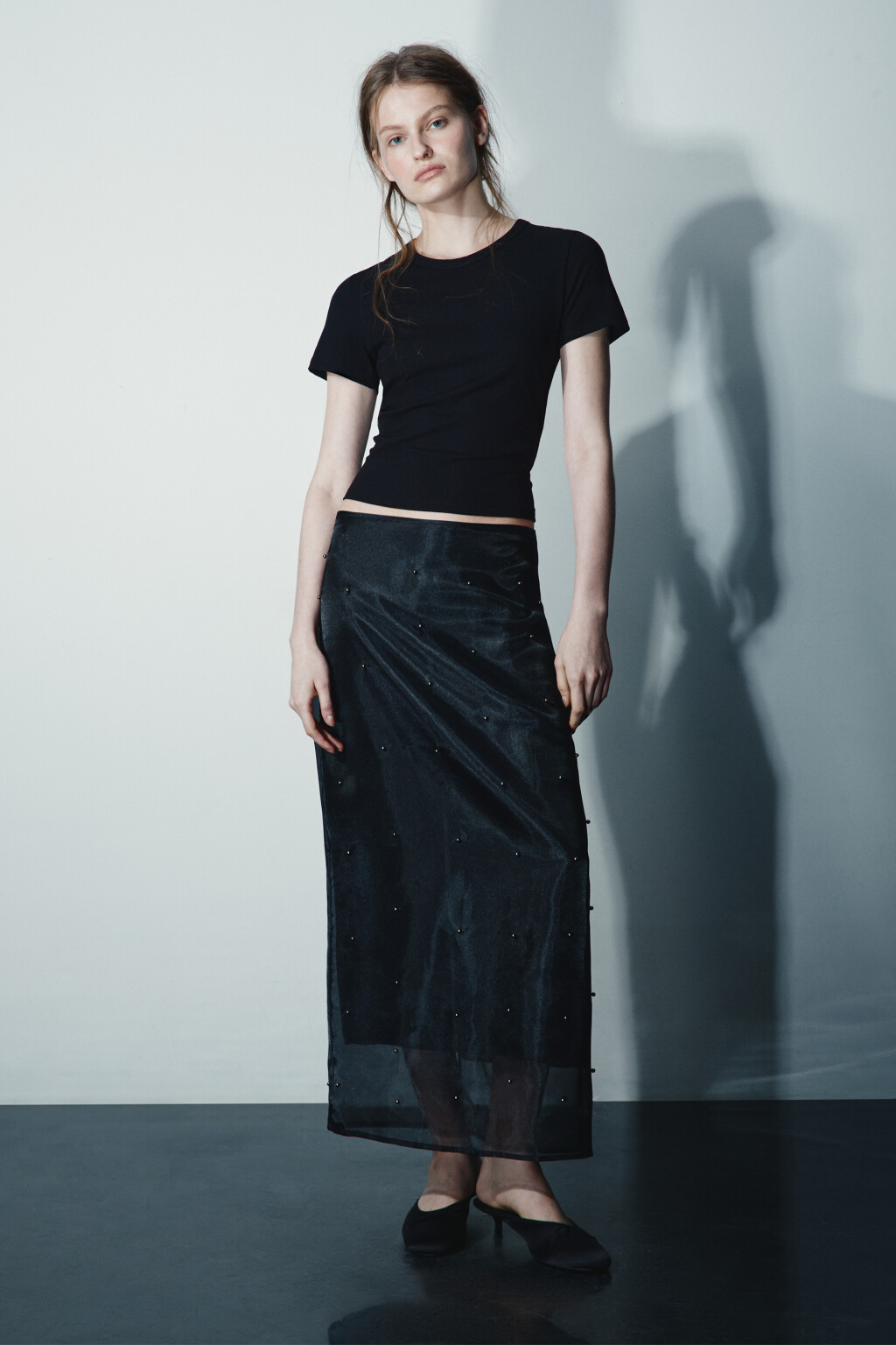 Футболка-топ облегающая - цвет черный - 4