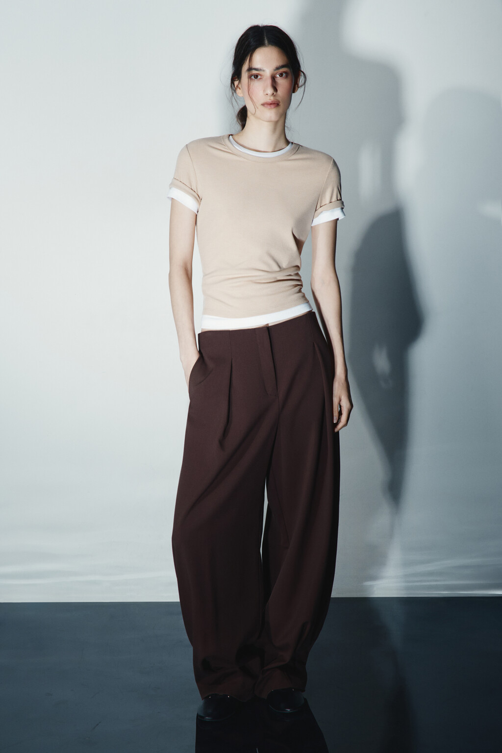 Футболка-топ облегающая - цвет бежевый - 4