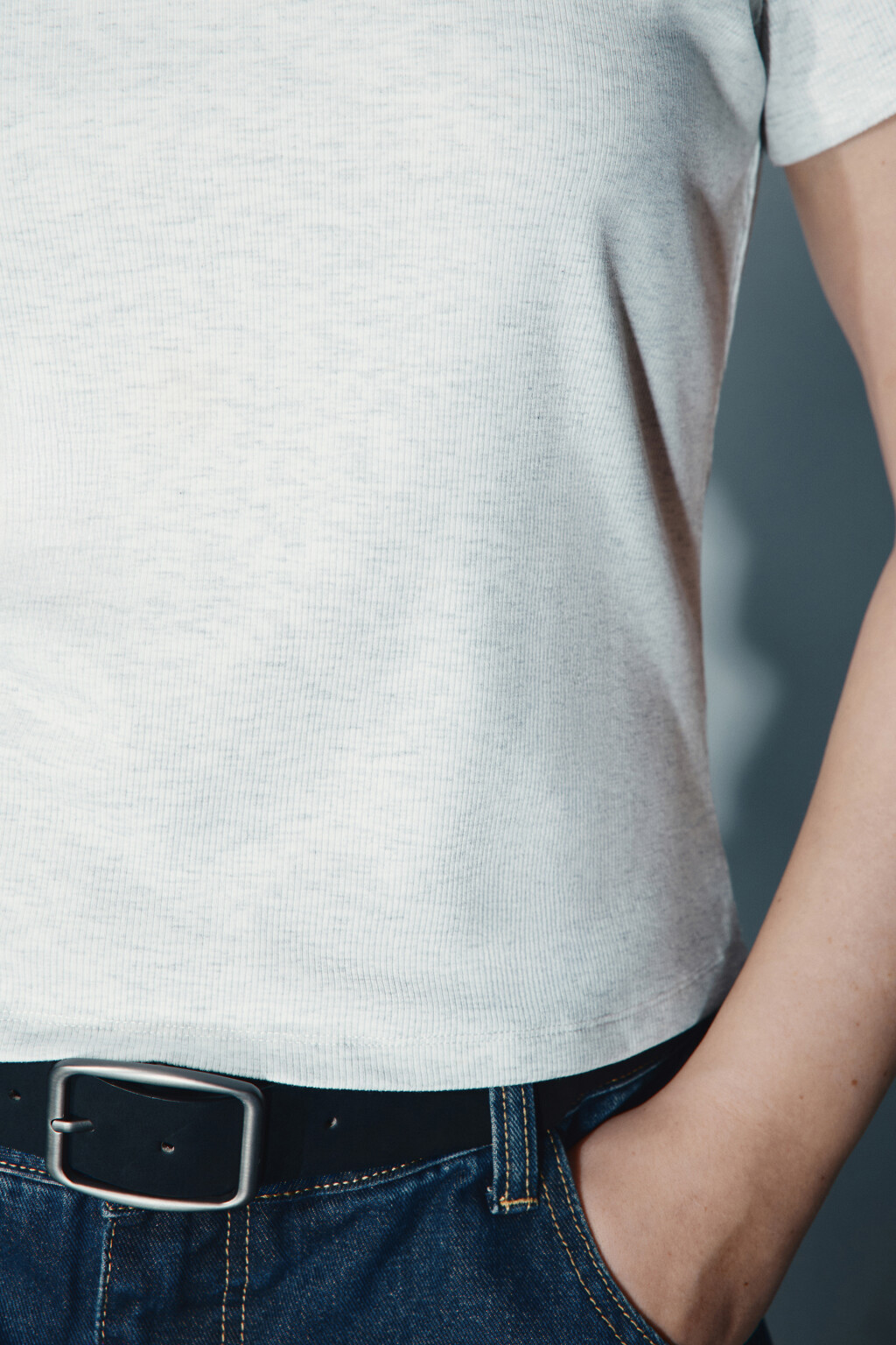 Футболка-топ облегающая - цвет серый - 6