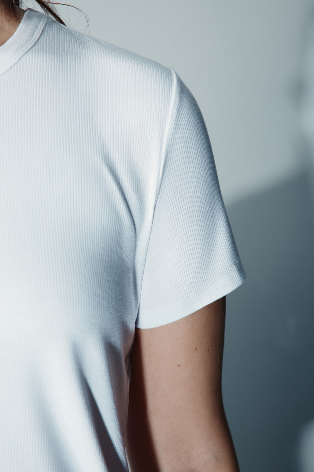 Футболка-топ облегающая - цвет молочный - 7