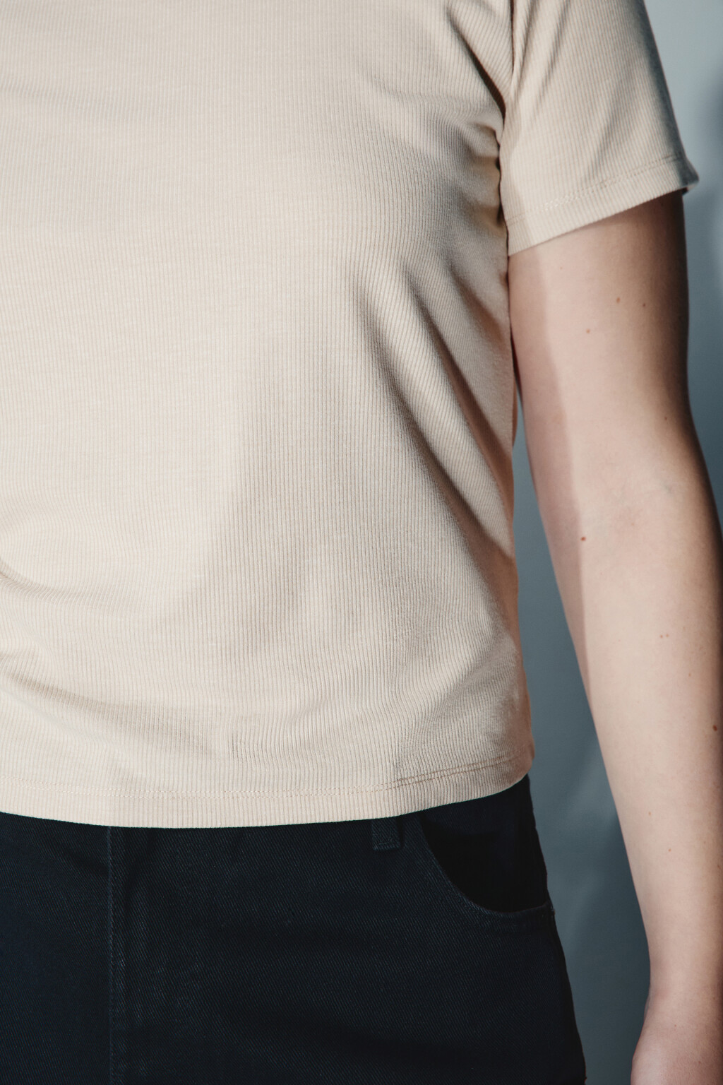 Футболка-топ облегающая - цвет бежевый - 6