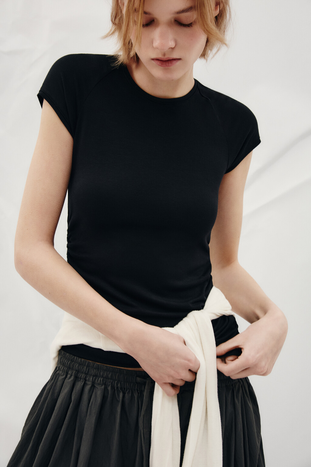 Футболка облегающая из вискозы - цвет черный - 1