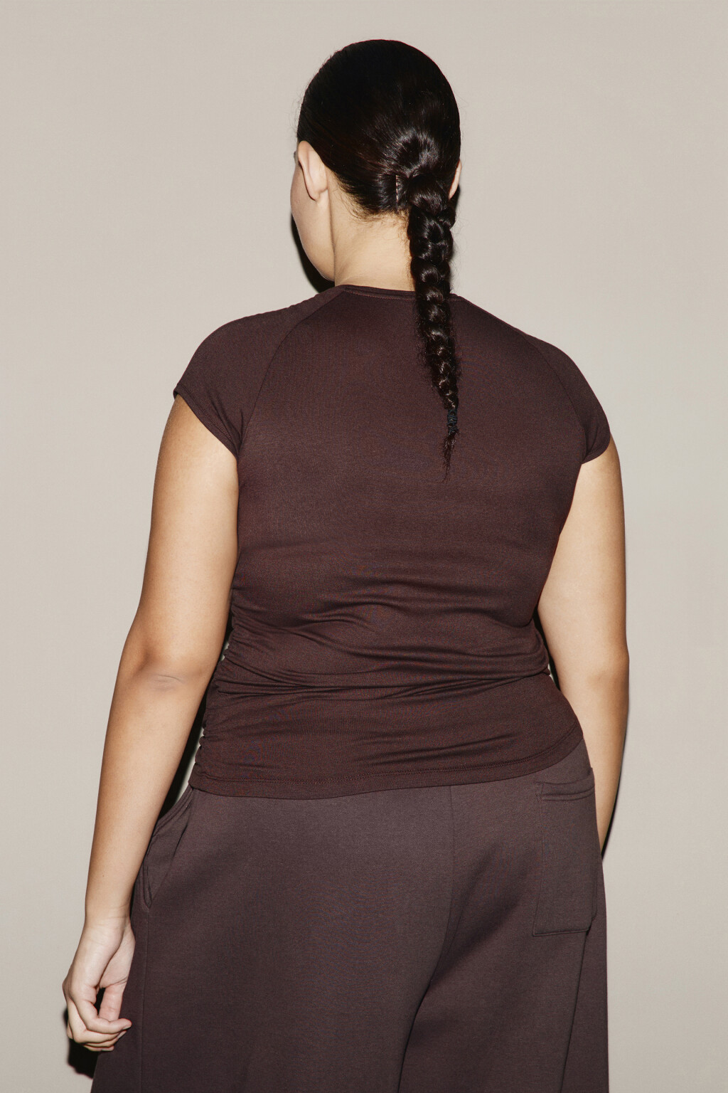 Футболка облегающая из вискозы - цвет коричневый - 3