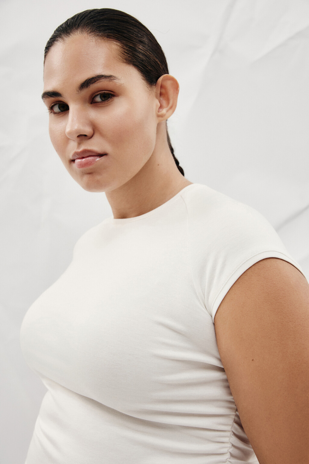 Футболка облегающая из вискозы - цвет молочный - 5