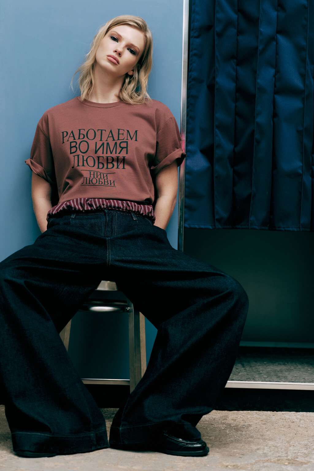 Футболка оверсайз с принтом - цвет коричневый - 1