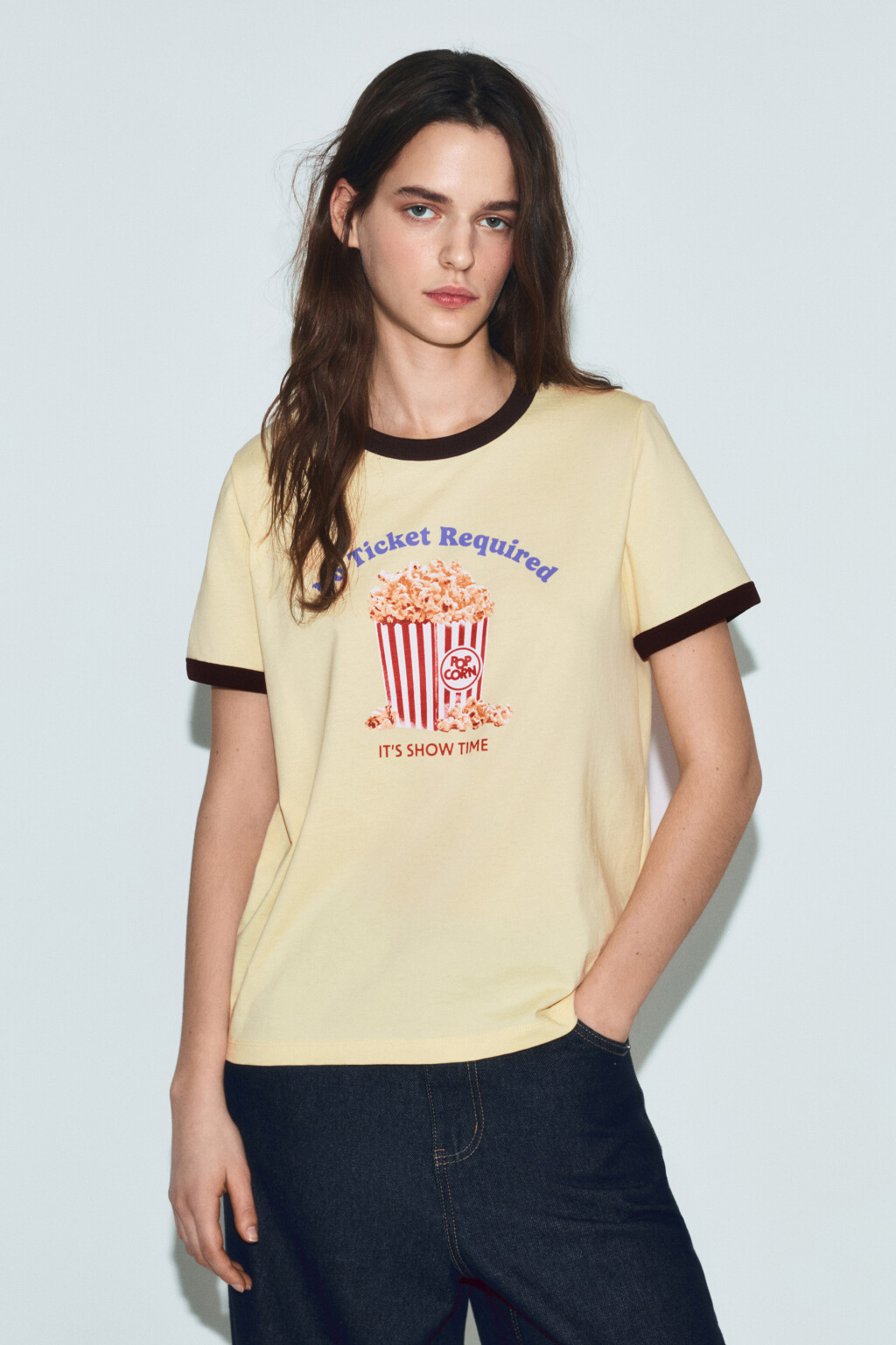 Футболка хлопковая с принтом и контрастным кантом - цвет желтый - 2