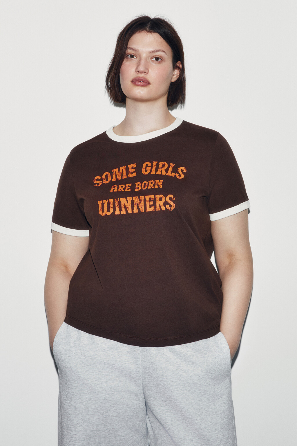 Футболка хлопковая с принтом - цвет коричневый - 2