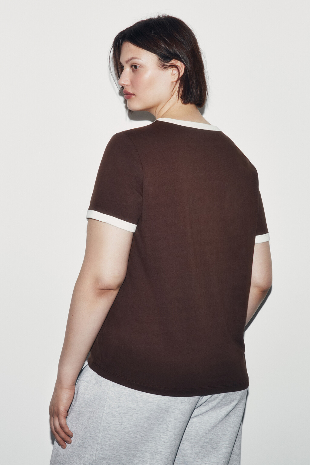 Футболка хлопковая с принтом - цвет коричневый - 3