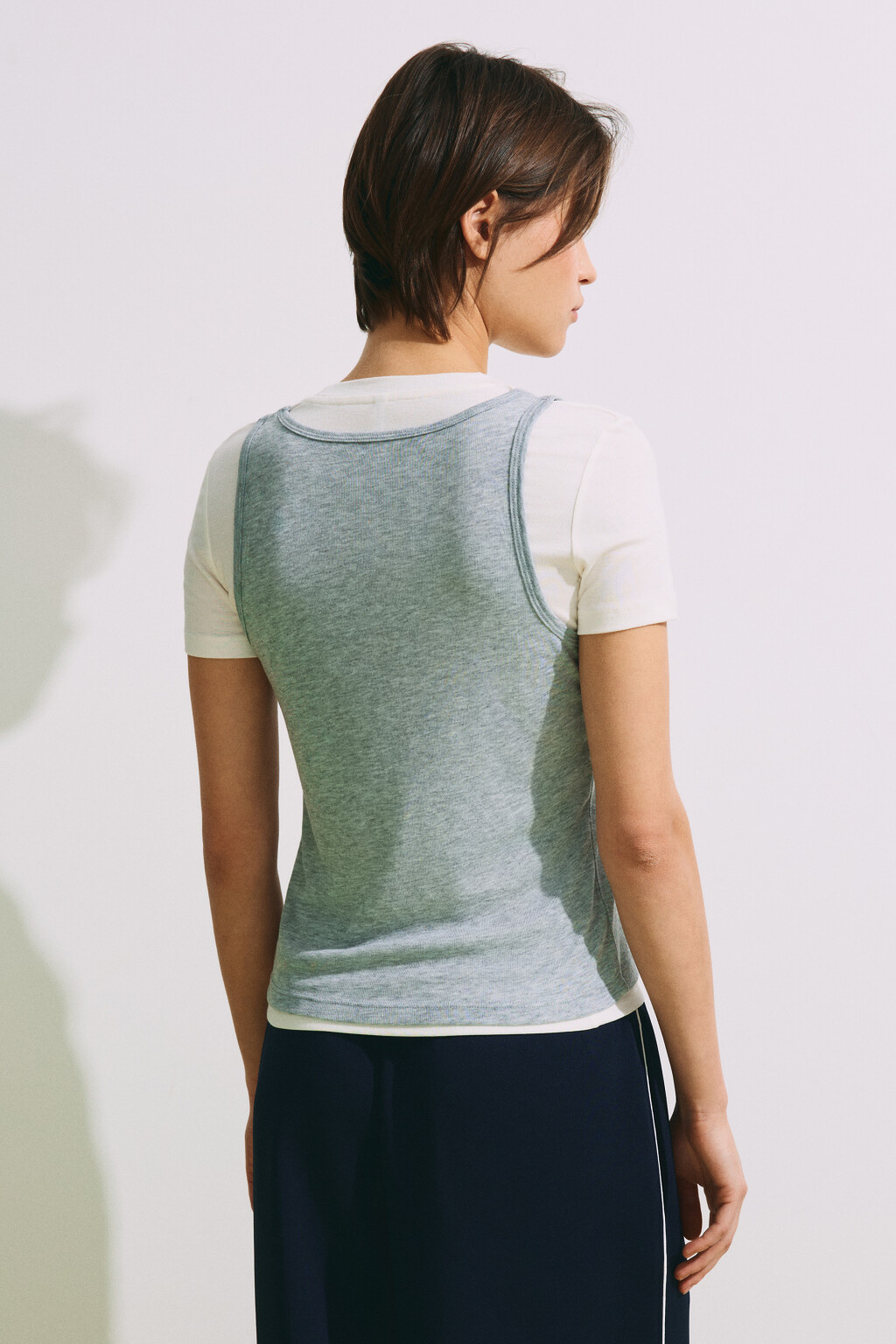 Футболка полуприлегающая с имитацией майки - цвет серый - 4