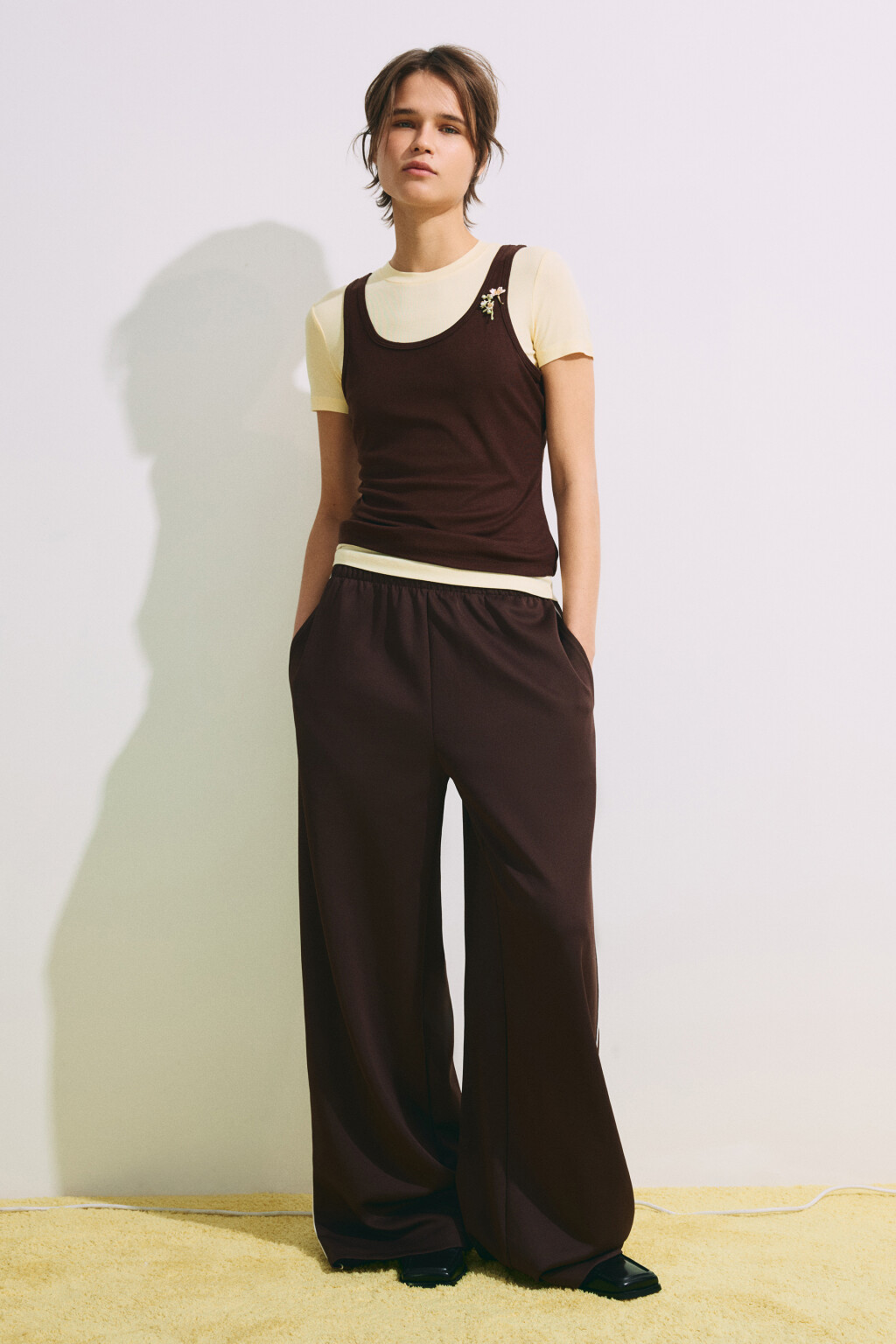 Футболка полуприлегающая с имитацией майки - цвет желтый - 4