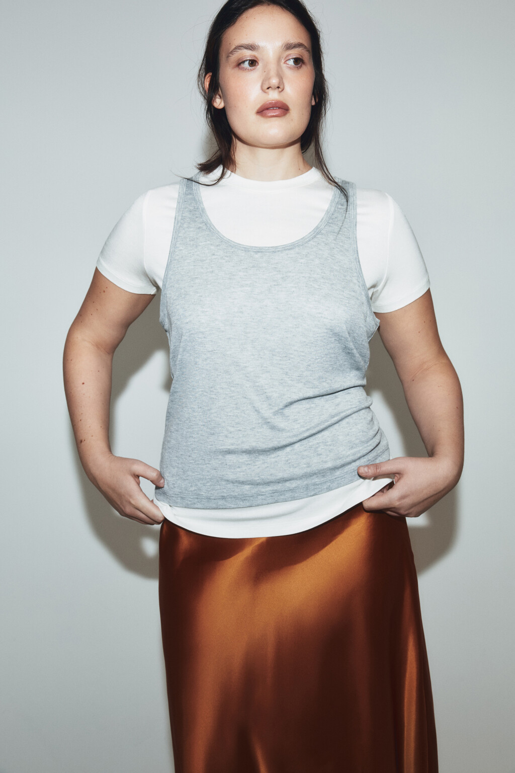 Футболка полуприлегающая с имитацией майки - цвет серый - 2