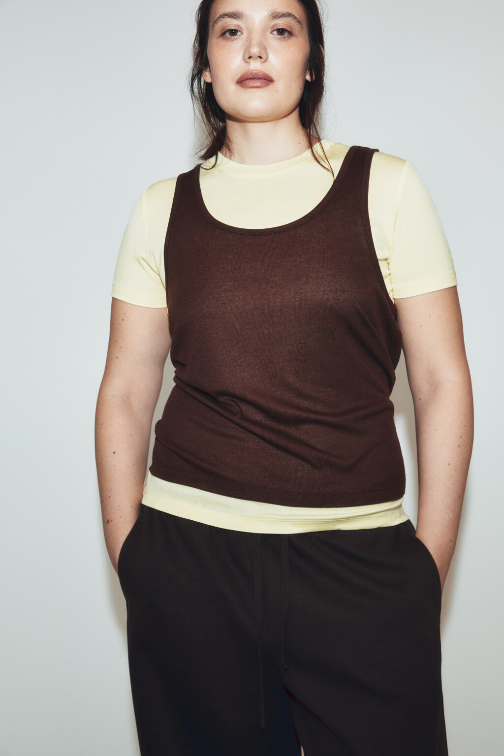 Футболка полуприлегающая с имитацией майки - цвет желтый - 1