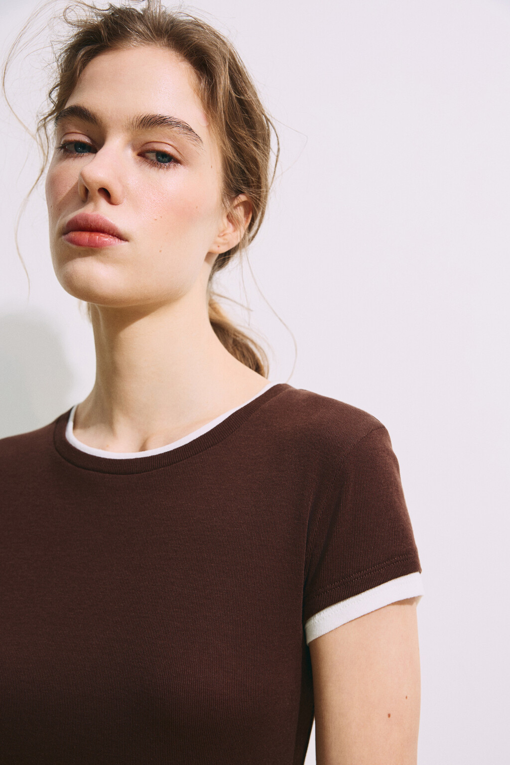Футболка облегающая с имитацией второго слоя - цвет коричневый - 6
