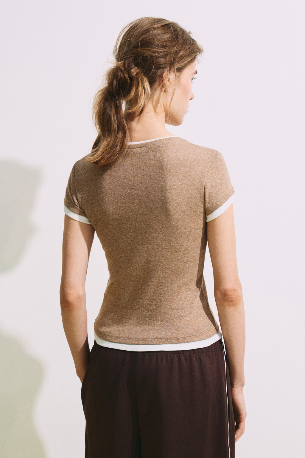 Футболка облегающая с имитацией второго слоя - цвет бежевый - 4