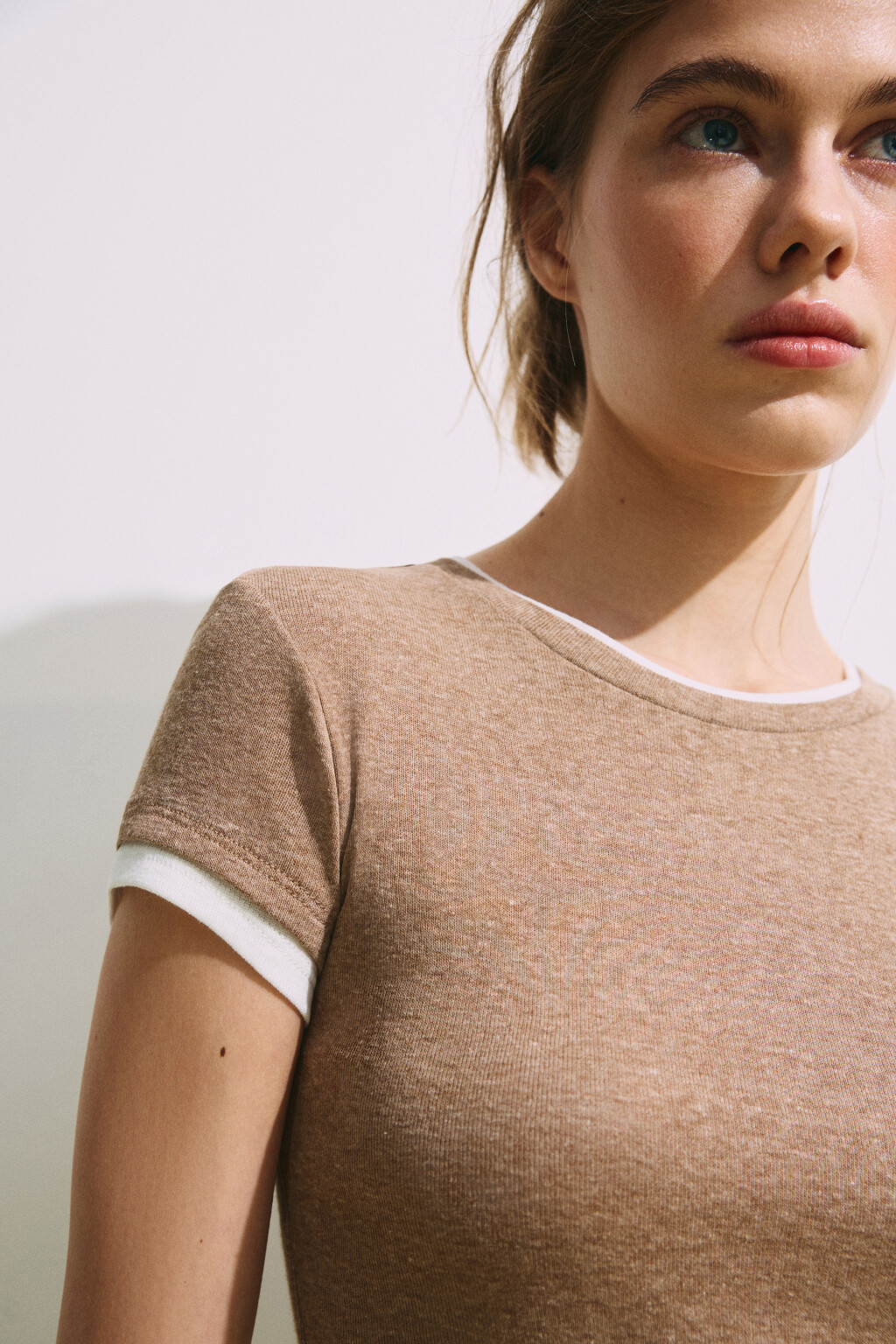 Футболка облегающая с имитацией второго слоя - цвет бежевый - 6